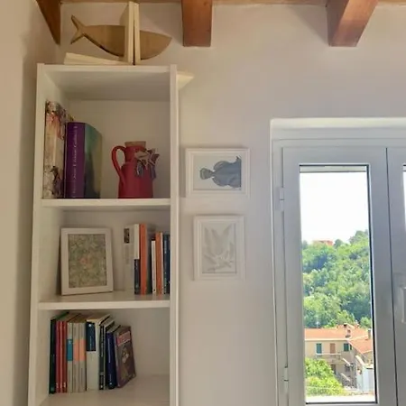 La Casina Vista Mare Апартаменты Специя
