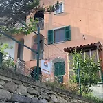 La Casina Vista Mare Apartamento *